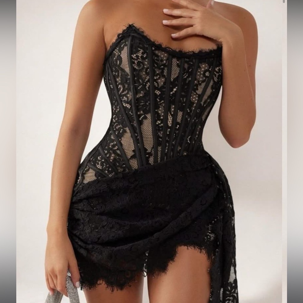 Elegant Black Lace Dress